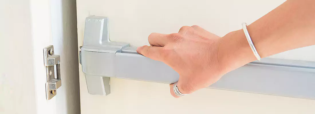 Fast and Affordable Door Panic Bar Installation in The Hammocks, FL